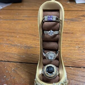 Costume jewelry 